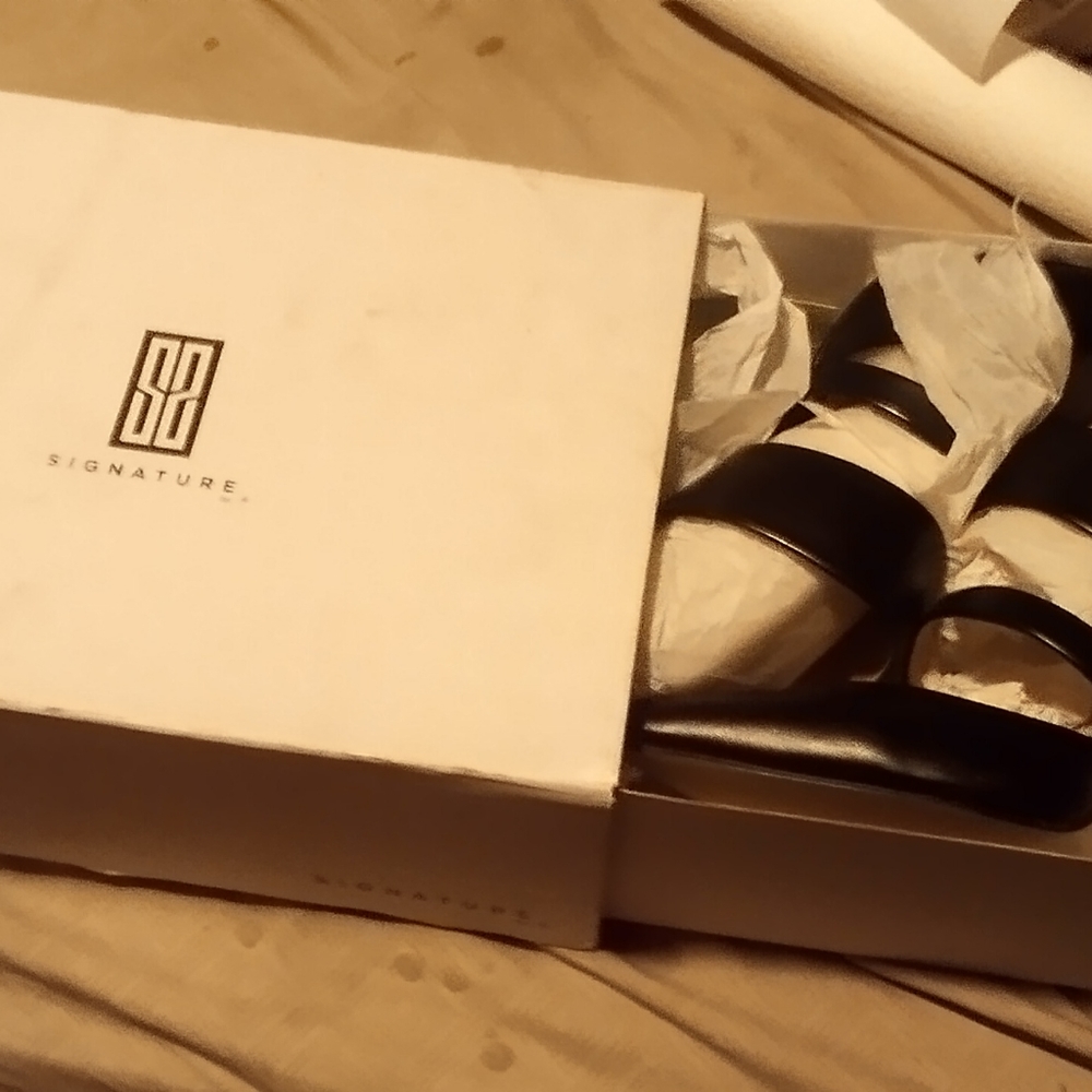 High heel shoes